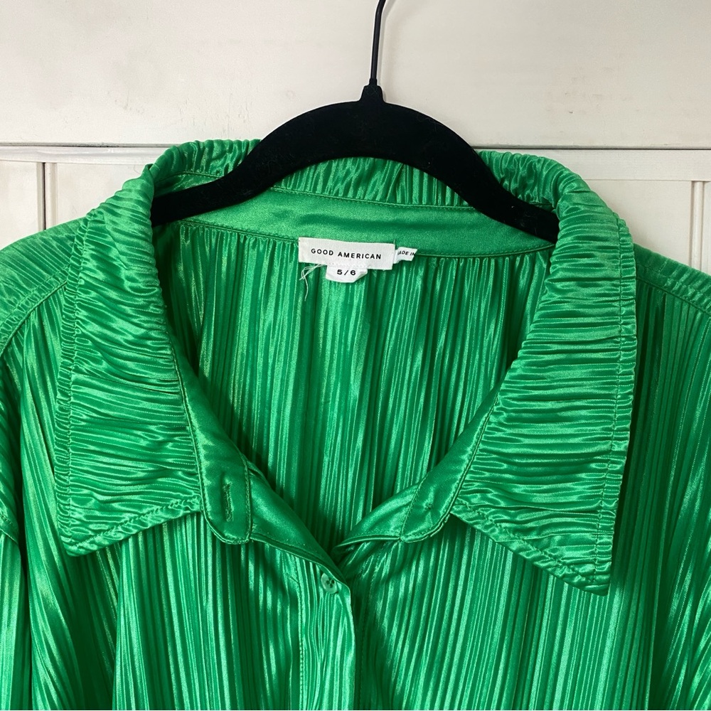 GOOD AMERICAN Always Fits Plisse Shirt Green Size 5/6 XXL - Picture 2 of 8
